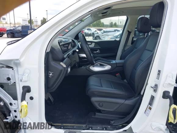 2023 Mercedes-Benz GLS 450 with VIN 4JGFF5KEXPA998074, listed as a IAAI auction lot 41862204 with 31,622 mi miles and . Bid and sale history available at DreamBid. Image 5.