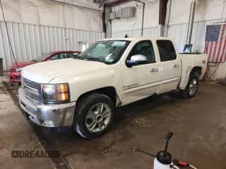 2012 Chevrolet Silverado 1500 LT с VIN 3GCPKSE71CG180406, выставлен на аукционе Copart как лот 84366465 с пробегом 182 615 миль миль и На запчасти • Non repairable. История ставок и продаж доступна на DreamBid. Изображение 1.