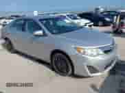 2013 Toyota Camry LE z VIN 4T1BD1FK1DU070466, wystawiony jako IAAI lot #42118169 z przebiegiem 144 680 mil mil oraz . Historia ofert i sprzedaży dostępna na DreamBid. Obrazek 1.