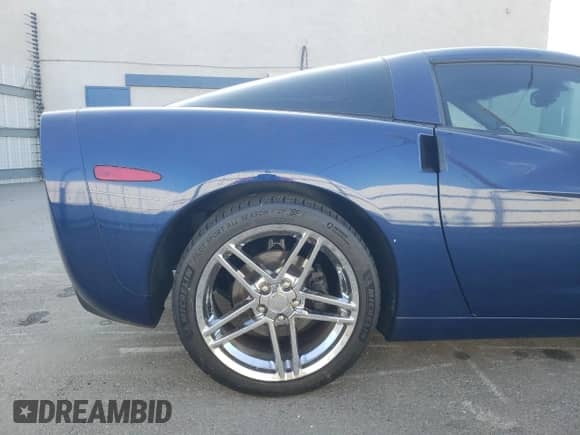 2007 Chevrolet Corvette with VIN 1G1YY25U375116351, listed as a Copart auction lot 80545194 with 82,273 mi miles and Salvage title. Bid and sale history available at DreamBid. Image 10.