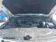 2018 Chevrolet Suburban Premier z VIN 1GNSKJKC9JR323192, wystawiony jako IAAI lot #42096522 z przebiegiem 148 240 mil mil oraz . Historia ofert i sprzedaży dostępna na DreamBid. Obrazek 10.