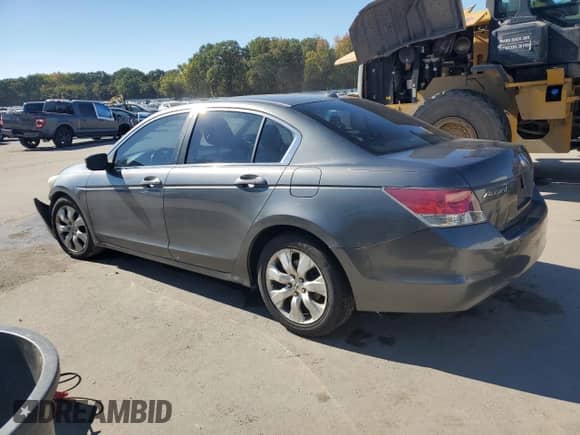 2010 Honda Accord EX-L с VIN 1HGCP2F86AA132548, выставлен на аукционе Copart как лот 85357985 с пробегом 143 930 миль миль и Списание • Salvage title. История ставок и продаж доступна на DreamBid. Изображение 2.