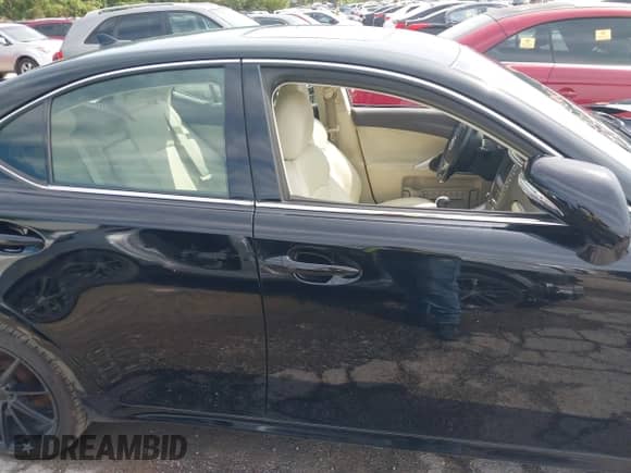 2012 Lexus IS 350 z VIN JTHCE5C27C5002178, wystawiony jako IAAI lot #42903844 z przebiegiem Nie podano mil oraz . Historia ofert i sprzedaży dostępna na DreamBid. Obrazek 13.