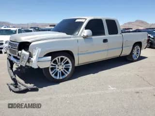 2006 Chevrolet Silverado 1500 LT1 с VIN 2GCEC19V261143112, выставлен на аукционе Copart как лот 62737915 с пробегом 185 299 миль миль и Списание • Salvage title. История ставок и продаж доступна на DreamBid. Изображение 1.