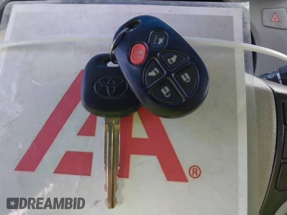 2012 Toyota Sienna XLE AAS with VIN 5TDYK3DC4CS246022, listed as a IAAI auction lot 43286846 with 332,531 mi miles and . Bid and sale history available at DreamBid. Image 11.