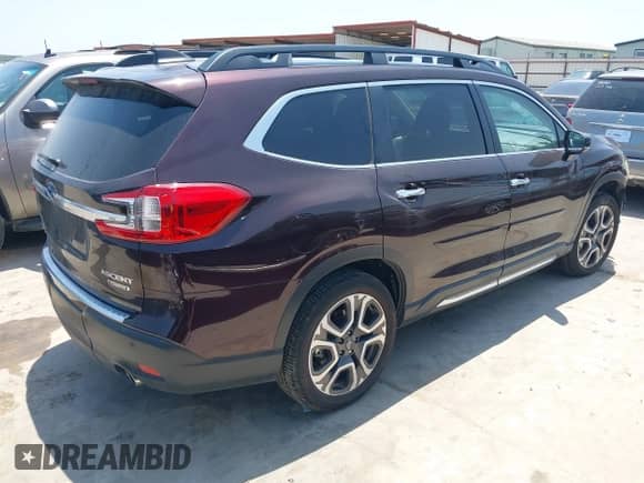 2024 Subaru Ascent Touring with VIN 4S4WMAWD6R3442402, listed as a IAAI auction lot 42209344 with 7,426 mi miles and . Bid and sale history available at DreamBid. Image 4.