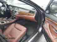 2013 BMW 5 Series 550i с VIN WBAFR9C55DC271603, выставлен на аукционе IAAI как лот 42419219 с пробегом 113 464 миль миль и . История ставок и продаж доступна на DreamBid. Изображение 5.