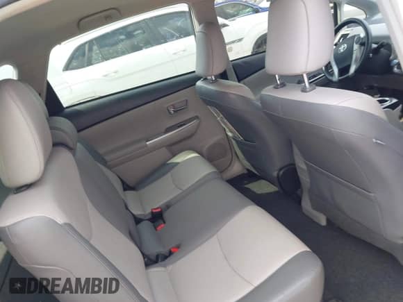 2015 Toyota Prius Two z VIN JTDZN3EU2FJ038659, wystawiony jako IAAI lot #42093821 z przebiegiem 143 691 mil mil oraz . Historia ofert i sprzedaży dostępna na DreamBid. Obrazek 8.