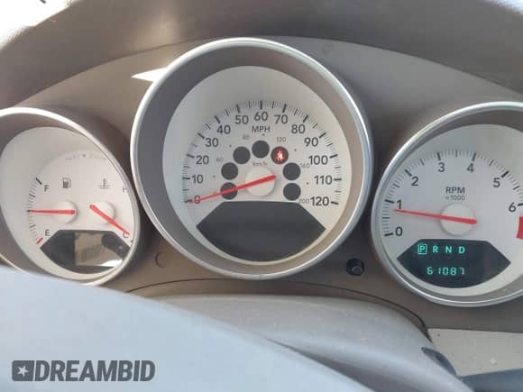 2007 Dodge Caliber R/T with VIN 1B3HE78KX7D409274, listed as a IAAI auction lot 42727725 with Not provided miles and . Bid and sale history available at DreamBid. Image 7.