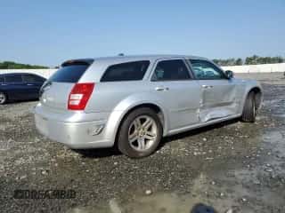 2005 Dodge Magnum RT с VIN 2D4GV58255H677120, выставлен на аукционе Copart как лот 65955544 с пробегом 157 671 миль миль и Списание • Salvage title. История ставок и продаж доступна на DreamBid. Изображение 3.