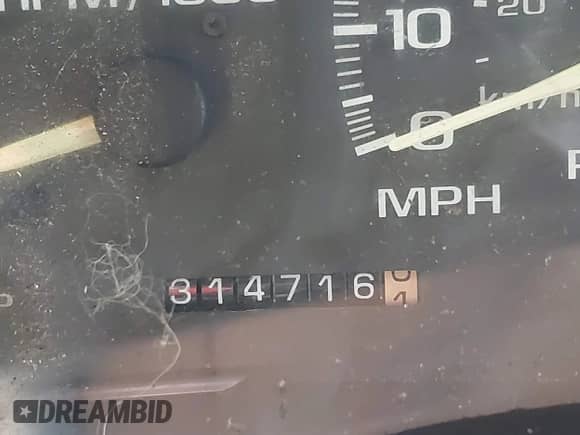 1996 Chevrolet Silverado 1500 with VIN 2GCEC19MXT1108899, listed as a IAAI auction lot 43578435 with 314,716 mi miles and . Bid and sale history available at DreamBid. Image 7.