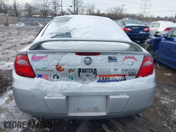 2003 Dodge Neon SXT z VIN 1B3ES56C93D168622, wystawiony jako IAAI lot #41583349 z przebiegiem 153 009 mil mil oraz . Historia ofert i sprzedaży dostępna na DreamBid. Obrazek 16.