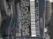 2015 Toyota Camry SE z VIN 4T1BF1FK5FU894791, wystawiony jako Copart lot #82327015 z przebiegiem 218 883 mil mil oraz Szkoda całkowita • Salvage title. Historia ofert i sprzedaży dostępna na DreamBid. Obrazek 13.