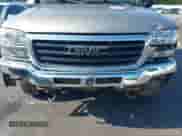 2003 GMC Sierra 1500 SLT z VIN 2GTEK19T631399976, wystawiony jako IAAI lot #42868442 z przebiegiem 175 273 mil mil oraz . Historia ofert i sprzedaży dostępna na DreamBid. Obrazek 6.