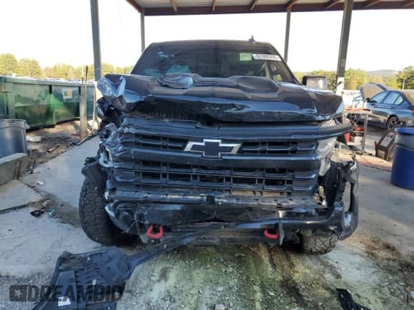 2023 Chevrolet Silverado 1500 LT Trail Boss with VIN 3GCUDFED1PG244640, listed as a Copart auction lot 87000205 with 52,000 mi miles and Salvage title. Bid and sale history available at DreamBid. Image 5.