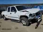 2005 GMC Sierra 1500 SLE с VIN 1GTEK19V05Z247736, выставлен на аукционе Copart как лот 48912075 с пробегом 78 481 миль миль и Списание • Salvage title. История ставок и продаж доступна на DreamBid. Изображение 4.