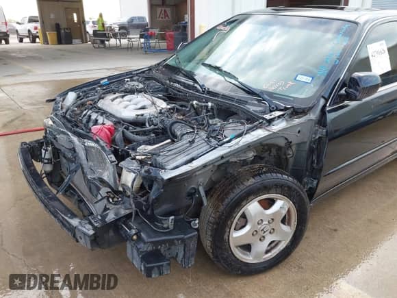 2000 Honda Accord EX with VIN 1HGCG1654YA080315, listed as a IAAI auction lot 42791626 with Not provided miles and . Bid and sale history available at DreamBid. Image 6.