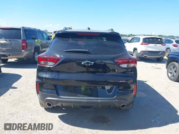 2022 Chevrolet TrailBlazer RS z VIN KL79MTSL6NB067666, wystawiony jako IAAI lot #42813855 z przebiegiem 58 078 mil mil oraz . Historia ofert i sprzedaży dostępna na DreamBid. Obrazek 17.
