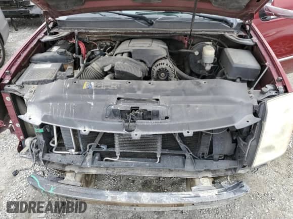 2009 Cadillac Escalade z VIN 1GYFC13269R132428, wystawiony jako Copart lot #42686015 z przebiegiem 149 018 mil mil oraz Szkoda całkowita • Salvage title. Historia ofert i sprzedaży dostępna na DreamBid. Obrazek 12.