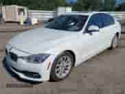 2018 BMW 3 Series 320i xDrive с VIN WBA8E5G52JNU47448, выставлен на аукционе IAAI как лот 43154523 с пробегом 103 558 миль миль и . История ставок и продаж доступна на DreamBid. Изображение 17.