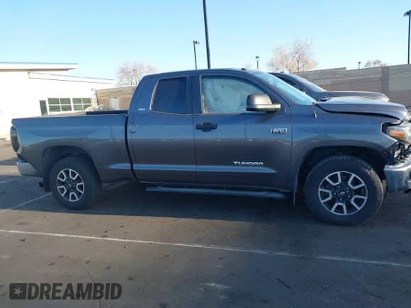 2017 Toyota Tundra SR5 with VIN 5TFRY5F12HX219154, listed as a IAAI auction lot 42014740 with 137,813 mi miles and . Bid and sale history available at DreamBid. Image 14.