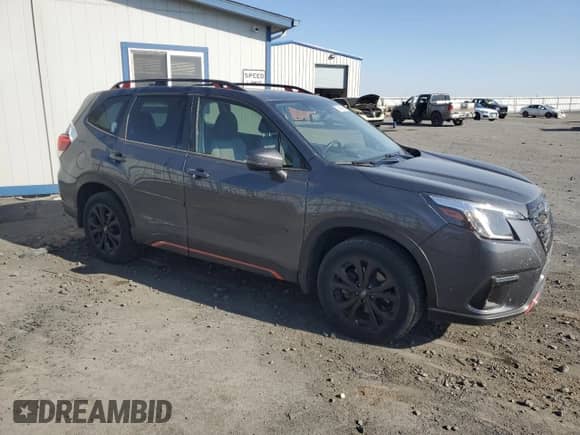 2022 Subaru Forester Special Sports z VIN JF2SKAJC5NH500442, wystawiony jako Copart lot #70546945 z przebiegiem 54 317 mil mil oraz Szkoda całkowita • Salvage title. Historia ofert i sprzedaży dostępna na DreamBid. Obrazek 4.