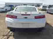 2018 Chevrolet Camaro 1LT с VIN 1G1FB1RX0J0180682, выставлен на аукционе IAAI как лот 43185519 с пробегом 110 688 миль миль и . История ставок и продаж доступна на DreamBid. Изображение 16.