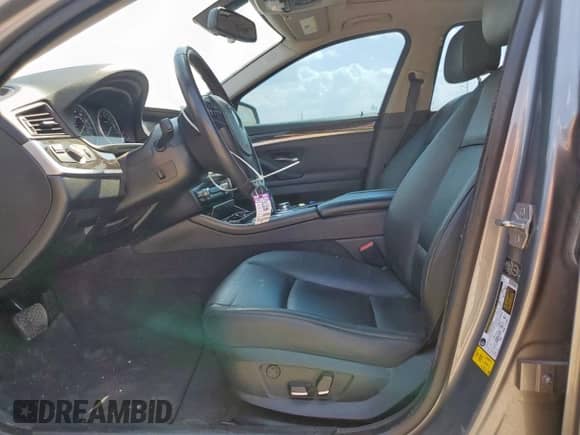 2013 BMW 5 Series 535i с VIN WBAFR7C57DC826300, выставлен на аукционе Copart как лот 80213165 с пробегом 100 102 миль миль и Списание • Salvage title. История ставок и продаж доступна на DreamBid. Изображение 7.