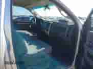 2014 Ram 1500 Express z VIN 3C6JR6AT8EG127188, wystawiony jako IAAI lot #41658879 z przebiegiem 93 431 mil mil oraz . Historia ofert i sprzedaży dostępna na DreamBid. Obrazek 5.