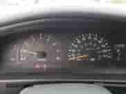 1997 Toyota Tacoma z VIN 4TAWM72NXVZ296658, wystawiony jako Copart lot #78831984 z przebiegiem 228 827 mil mil oraz Szkoda całkowita • Salvage title. Historia ofert i sprzedaży dostępna na DreamBid. Obrazek 9.