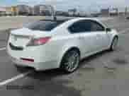 2010 Acura TL Technology с VIN 19UUA9F56AA009661, выставлен на аукционе Copart как лот 90202455 с пробегом 136 865 миль миль и Списание • Salvage title. История ставок и продаж доступна на DreamBid. Изображение 4.