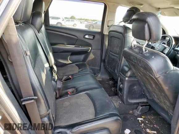 2016 Dodge Journey Crossroad Plus z VIN 3C4PDCGG2GT182529, wystawiony jako Copart lot #70489695 z przebiegiem Nie podano mil oraz Szkoda całkowita • Salvage title. Historia ofert i sprzedaży dostępna na DreamBid. Obrazek 11.