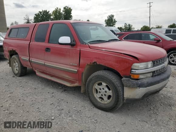 2000 Chevrolet Silverado 1500 LS with VIN 2GCEK19T4Y1188685, listed as a Copart auction lot 69353645 with 163,808 mi miles and Clean title. Bid and sale history available at DreamBid. Image 4.