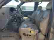 2002 Chevrolet Silverado 2500HD LS с VIN 1GCHK23U32F238447, выставлен на аукционе Copart как лот 84182575 с пробегом 368 947 миль миль и Списание • Salvage title. История ставок и продаж доступна на DreamBid. Изображение 7.