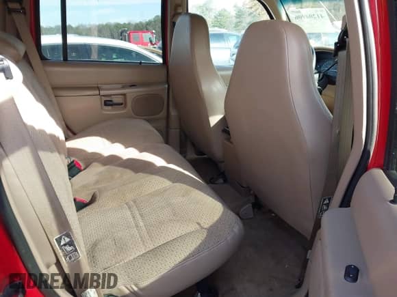 1999 Ford Explorer XL with VIN 1FMZU32X5XUB99942, listed as a IAAI auction lot 41204906 with 212,882 mi miles and . Bid and sale history available at DreamBid. Image 8.