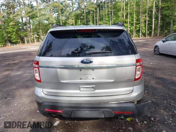 2011 Ford Explorer с VIN 1FMHK8B84BGA71822, выставлен на аукционе IAAI как лот 42362672 с пробегом 294 710 миль миль и . История ставок и продаж доступна на DreamBid. Изображение 17.