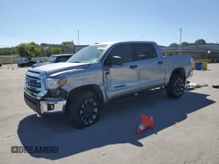2016 Toyota Tundra SR5 с VIN 5TFDW5F11GX530234, выставлен на аукционе Copart как лот 70534895 с пробегом 197 775 миль миль и Чистый • Clean title. История ставок и продаж доступна на DreamBid. Изображение 1.