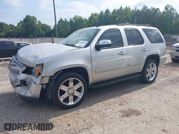 2012 Chevrolet Tahoe LT с VIN 1GNSKBE03CR124911, выставлен на аукционе IAAI как лот 40066894 с пробегом 151 551 миль миль и . История ставок и продаж доступна на DreamBid. Изображение 2.