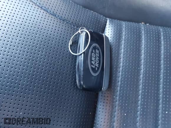 2017 Land Rover Discovery HSE Luxury with VIN SALRHBBVXHA027970, listed as a IAAI auction lot 43526673 with 86,625 mi miles and . Bid and sale history available at DreamBid. Image 11.