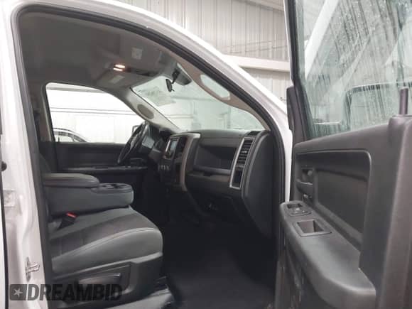 2020 Ram 1500 Tradesman with VIN 3C6RR7KT3LG242477, listed as a IAAI auction lot 41086254 with 110,722 mi miles and . Bid and sale history available at DreamBid. Image 5.