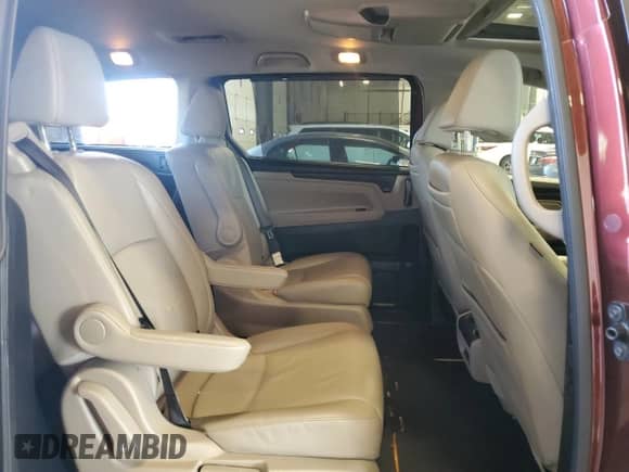 2019 Honda Odyssey EX-L with VIN 5FNRL6H73KB026664, listed as a Copart auction lot 84260225 with 44,242 mi miles and Clean title. Bid and sale history available at DreamBid. Image 11.
