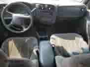 2001 Chevrolet S-10 LS with VIN 1GCDT13W71K258259, listed as a Copart auction lot 60201065 with 177,444 mi miles and Salvage title. Bid and sale history available at DreamBid. Image 8.