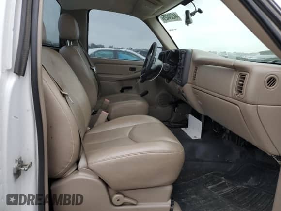 2007 Chevrolet Silverado 1500 Work Truck with VIN 1GCEC14X27Z149154, listed as a Copart auction lot 44524425 with 133,753 mi miles and Clean title. Bid and sale history available at DreamBid. Image 10.