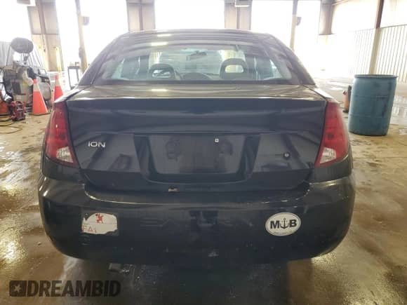 2005 Saturn ION ION 2 with VIN 1G8AJ52F35Z102471, listed as a Copart auction lot 58792685 with 123,724 mi miles and Salvage title. Bid and sale history available at DreamBid. Image 6.