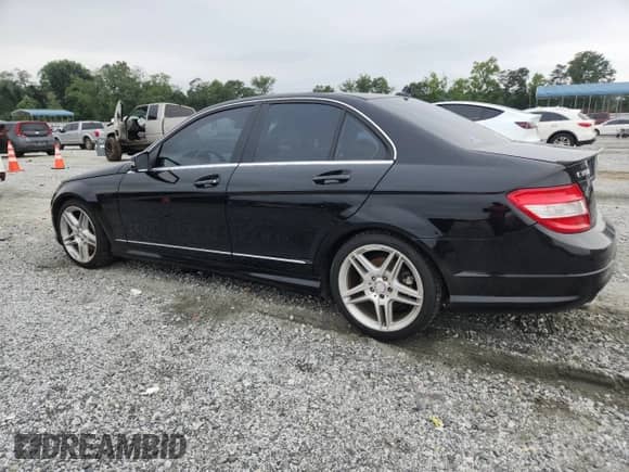 2011 Mercedes-Benz C 350 Sport с VIN WDDGF5GB2BF560450, выставлен на аукционе Copart как лот 69090825 с пробегом 96 424 миль миль и Списание • Salvage title. История ставок и продаж доступна на DreamBid. Изображение 2.