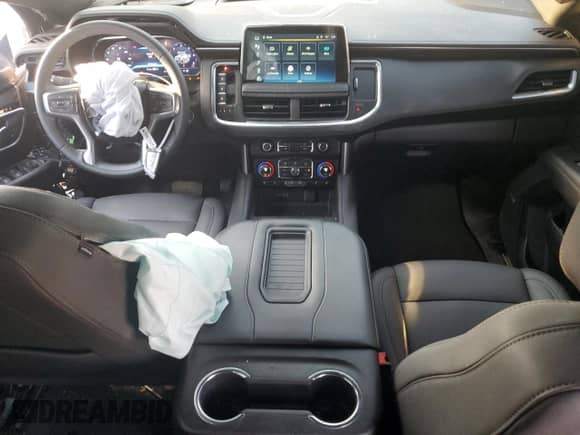 2024 Chevrolet Suburban Z71 с VIN 1GNSKDKD7RR161634, выставлен на аукционе Copart как лот 72467714 с пробегом 13 545 миль миль и Списание • Salvage title. История ставок и продаж доступна на DreamBid. Изображение 8.