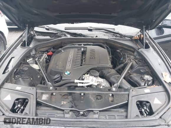 2016 BMW 5 Series 535i with VIN WBA5B1C57GG129879, listed as a IAAI auction lot 42994563 with Not provided miles and . Bid and sale history available at DreamBid. Image 10.