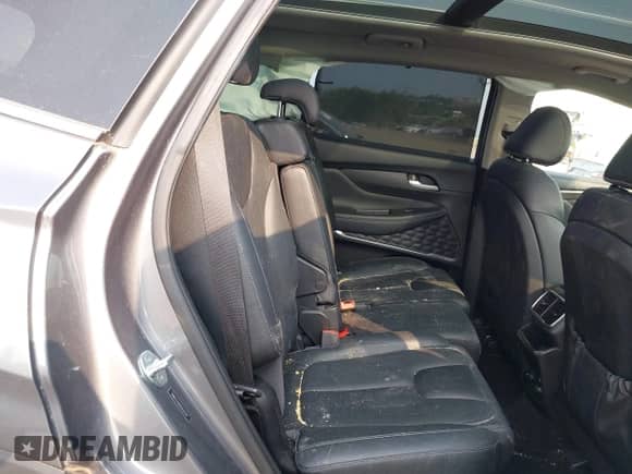 2019 Hyundai Santa Fe Ultimate with VIN 5NMS5CAA0KH032307, listed as a IAAI auction lot 42932223 with 48,387 mi miles and . Bid and sale history available at DreamBid. Image 8.