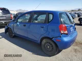 2005 Chevrolet Aveo LS z VIN KL1TD626X5B496871, wystawiony jako Copart lot #75909374 z przebiegiem 147 662 mil mil oraz Szkoda całkowita • Salvage title. Historia ofert i sprzedaży dostępna na DreamBid. Obrazek 2.