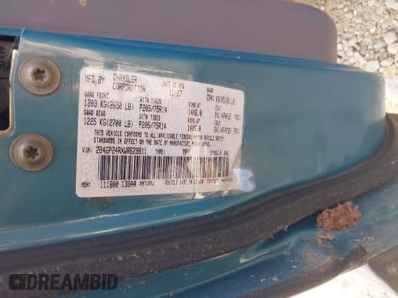 1998 Dodge Grand Caravan z VIN 2B4GP24RXWR629811, wystawiony jako IAAI lot #42711325 z przebiegiem 146 096 mil mil oraz . Historia ofert i sprzedaży dostępna na DreamBid. Obrazek 9.